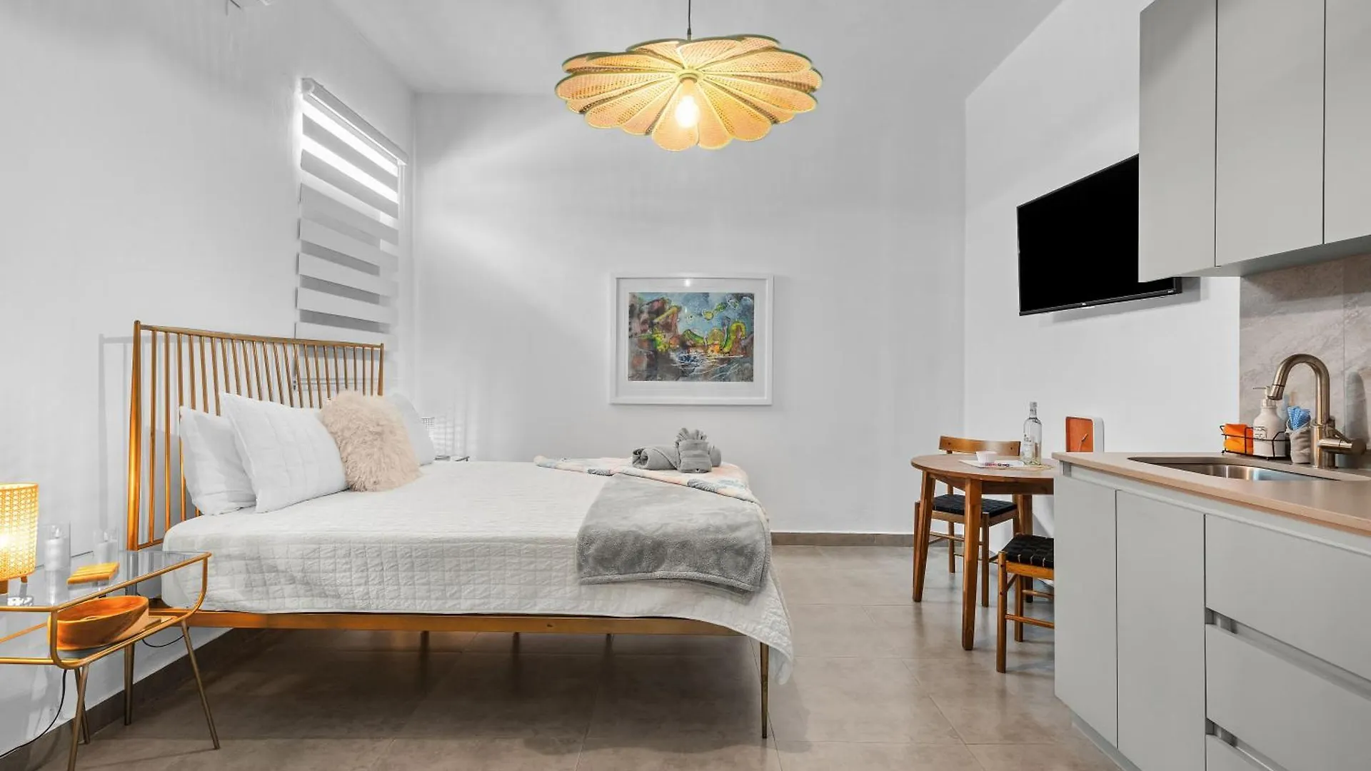 Elegant Studio With Balcony Private - Self Check In - Mm1 Сан-Хуан